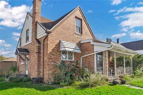 125 Fenton St, Buffalo, NY 14206