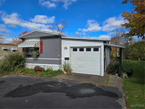 67 Lakewood Vlg, Shelby, NY 14103