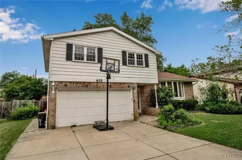 419 Vine Ln, Amherst, NY 14228