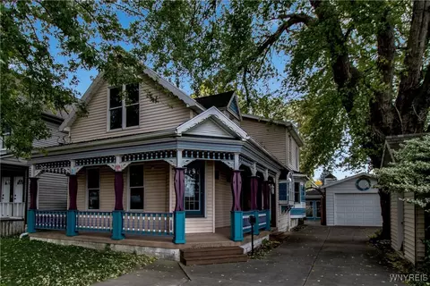 5 Yale Pl, Buffalo, NY 14210