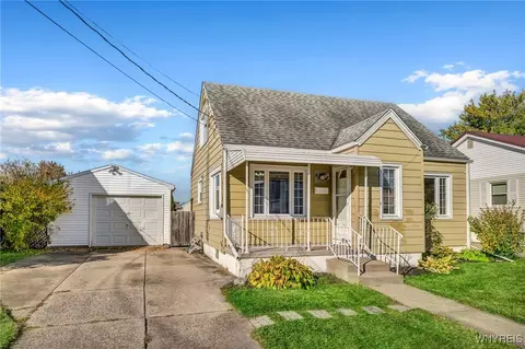88 Crocker St, Buffalo, NY 14212