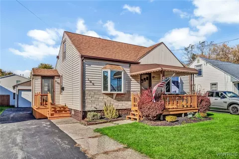 100 Dwyer St, West Seneca, NY 14224
