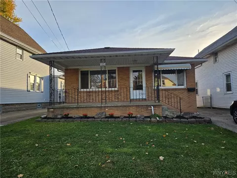 373 Penora St, Depew, NY 14043