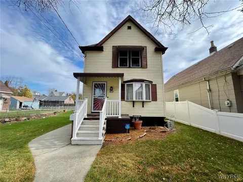 421 26th St, Niagara Falls, NY 14303