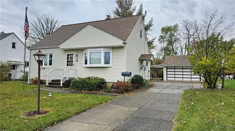 136 University Ave, Depew, NY 14043