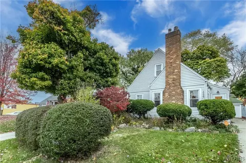 3925 Bailey Ave, Amherst, NY 14226