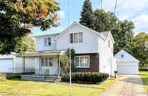 25 Electric Ave, West Seneca, NY 14206