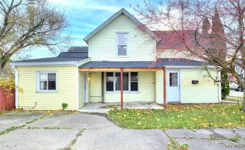 107 Felton St, North Tonawanda, NY 14120