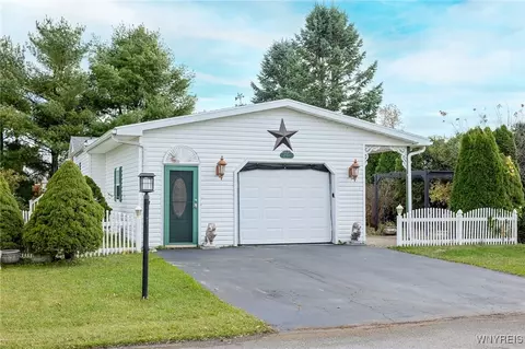 3233 Pratt Rd #29B, Batavia, NY 14020