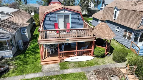 58 Sunset Island Rd, Wilson, NY 14172