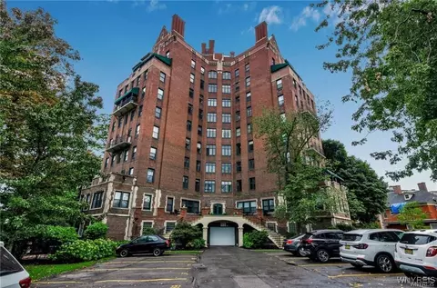 800 W Ferry St #2CC, Buffalo, NY 14222