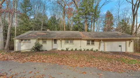 7344 Park Dr, Houghton, NY 14744