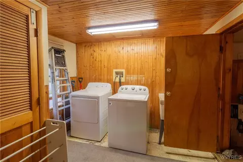 469 Normal Ave, Buffalo, NY 14213 photo 17