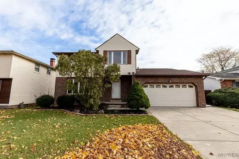 211 Sprucewood Ter, Amherst, NY 14221
