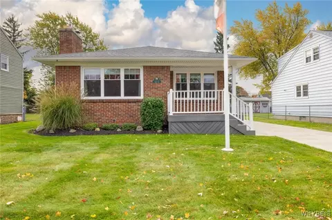 577 Downing St, Buffalo, NY 14220