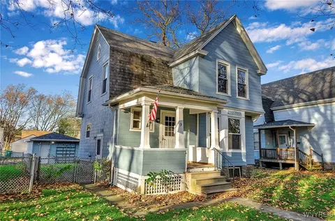 9 C St, Niagara Falls, NY 14303