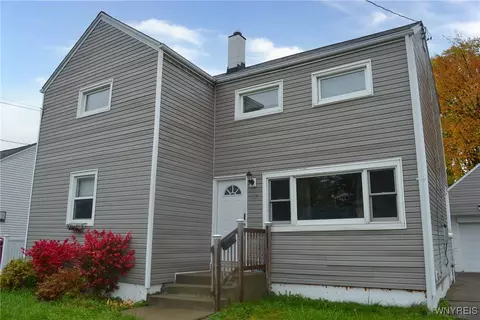 57 Collins Ave, West Seneca, NY 14224
