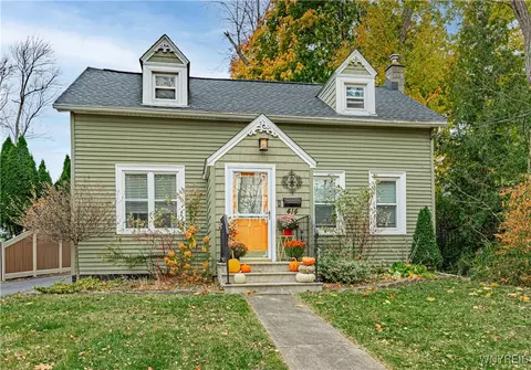 414 High St, Lockport, NY 14094