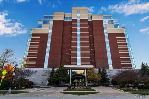 132 Lakefront Blvd #703, Buffalo, NY 14202