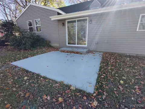 7012 Putnam Dr, Evans, NY 14047 photo 30