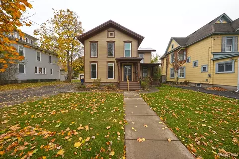 314 East Ave, Lockport, NY 14094