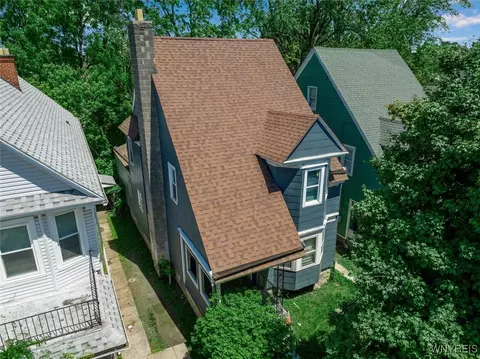 17 Custer St, Buffalo, NY 14214