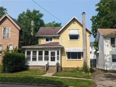 168 Gooding St, Lockport, NY 14094