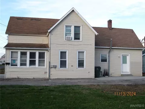 69 Crane St, Depew, NY 14043