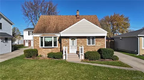 122 Goering Ave, Cheektowaga, NY 14225