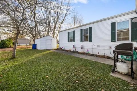 849 Thomas Ln, Evans, NY 14006 photo 22
