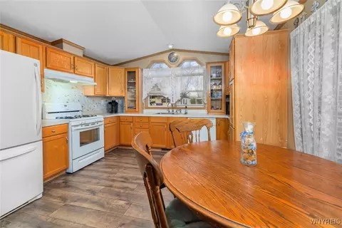 849 Thomas Ln, Evans, NY 14006 photo 6