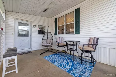 849 Thomas Ln, Evans, NY 14006 photo 4