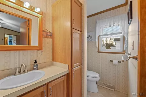 849 Thomas Ln, Evans, NY 14006 photo 17