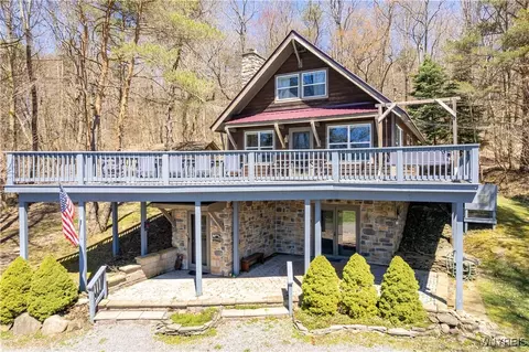5260 Hefferan Rd, Ellicottville, NY 14731