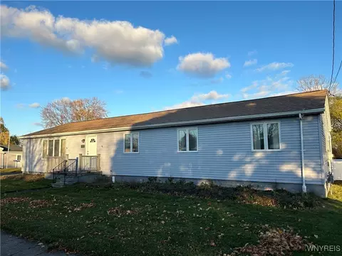 203 Hyland Ave, Depew, NY 14043