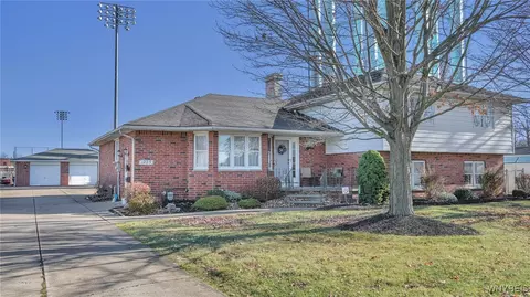 1285 Parker Blvd, Buffalo, NY 14223