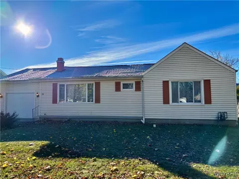 59 Brown St, Cheektowaga, NY 14227