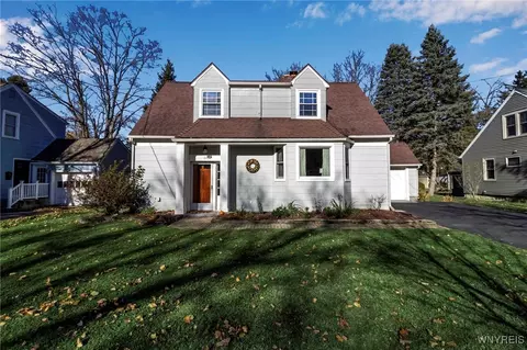 310 Parkdale Ave, Aurora, NY 14052