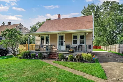 76 Fisher Rd, Lackawanna, NY 14218