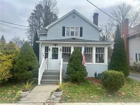 188 Liberty St, Warsaw, NY 14569