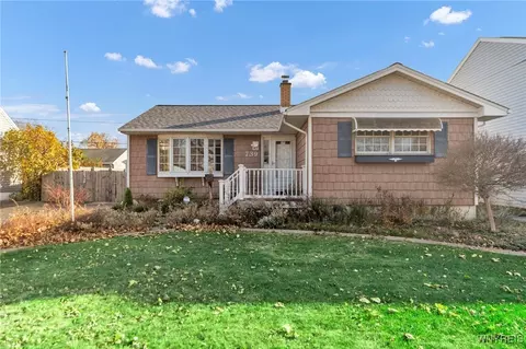 739 Fletcher St, Tonawanda, NY 14150