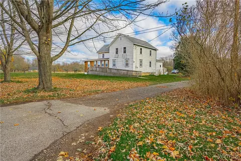 3311 Beebe Rd, Newfane, NY 14108