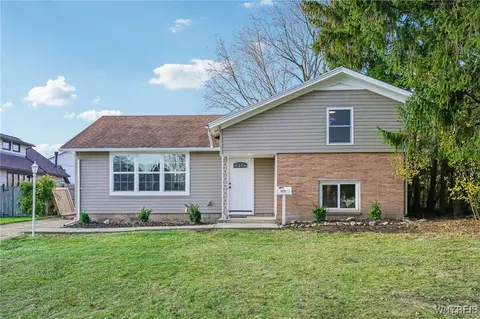 1070 Carter Dr, Grand Island, NY 14072
