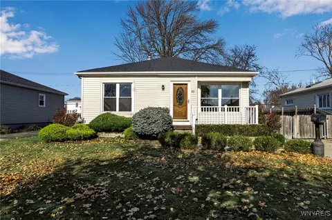 90 Hilton Blvd, Amherst, NY 14226