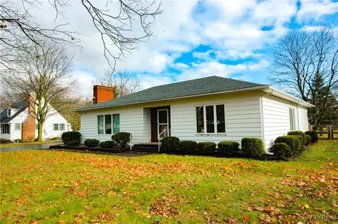 110 N Spruce St, Batavia, NY 14020