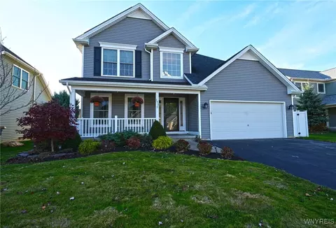 156 Boxelder Ln, Amherst, NY 14228