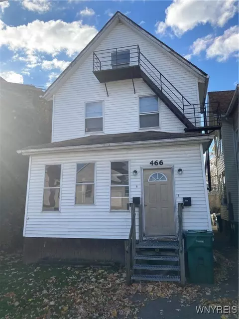 466 6th St, Niagara Falls, NY 14301