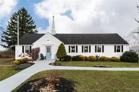 3320 Crittenden Rd, Alden, NY 14004