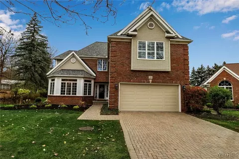144 Thamesford Ct, Amherst, NY 14221