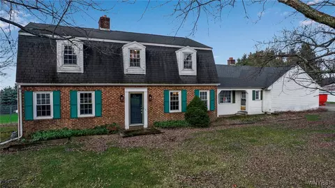 7150 Omphalius Rd, Colden, NY 14033